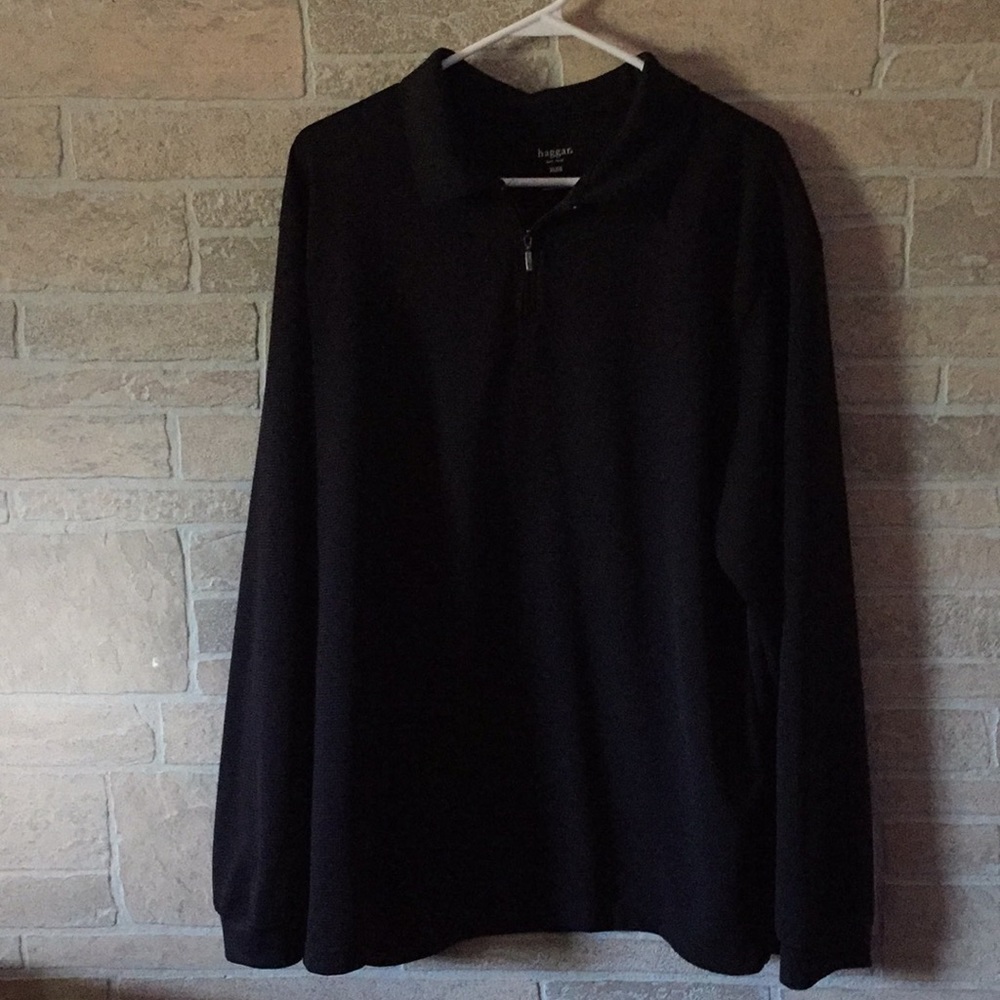 Men’s long sleeve quarter zip shirt